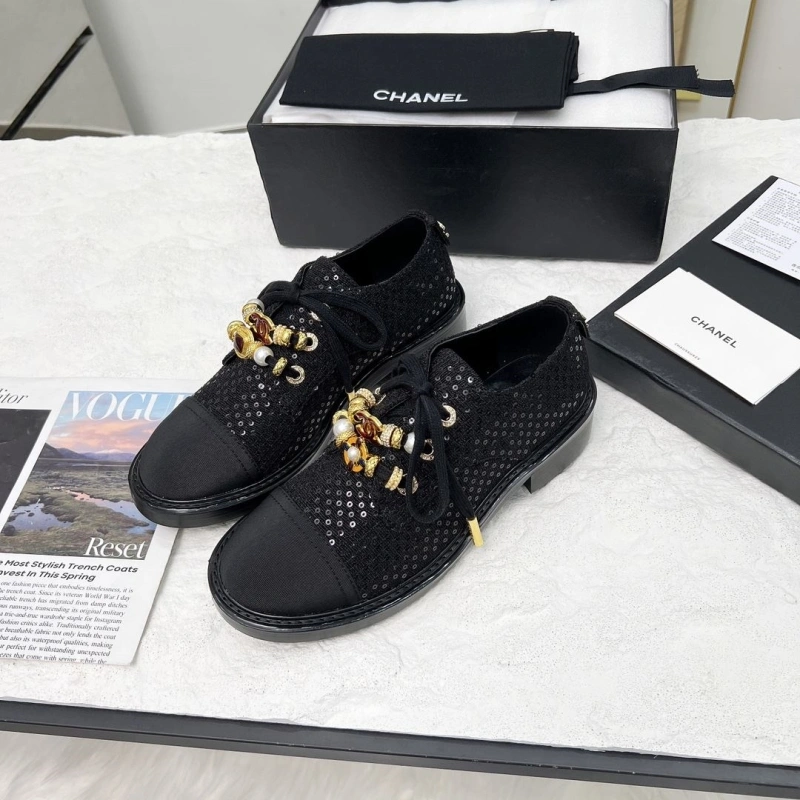 Compact Chxnxl Leather Shoes 124508