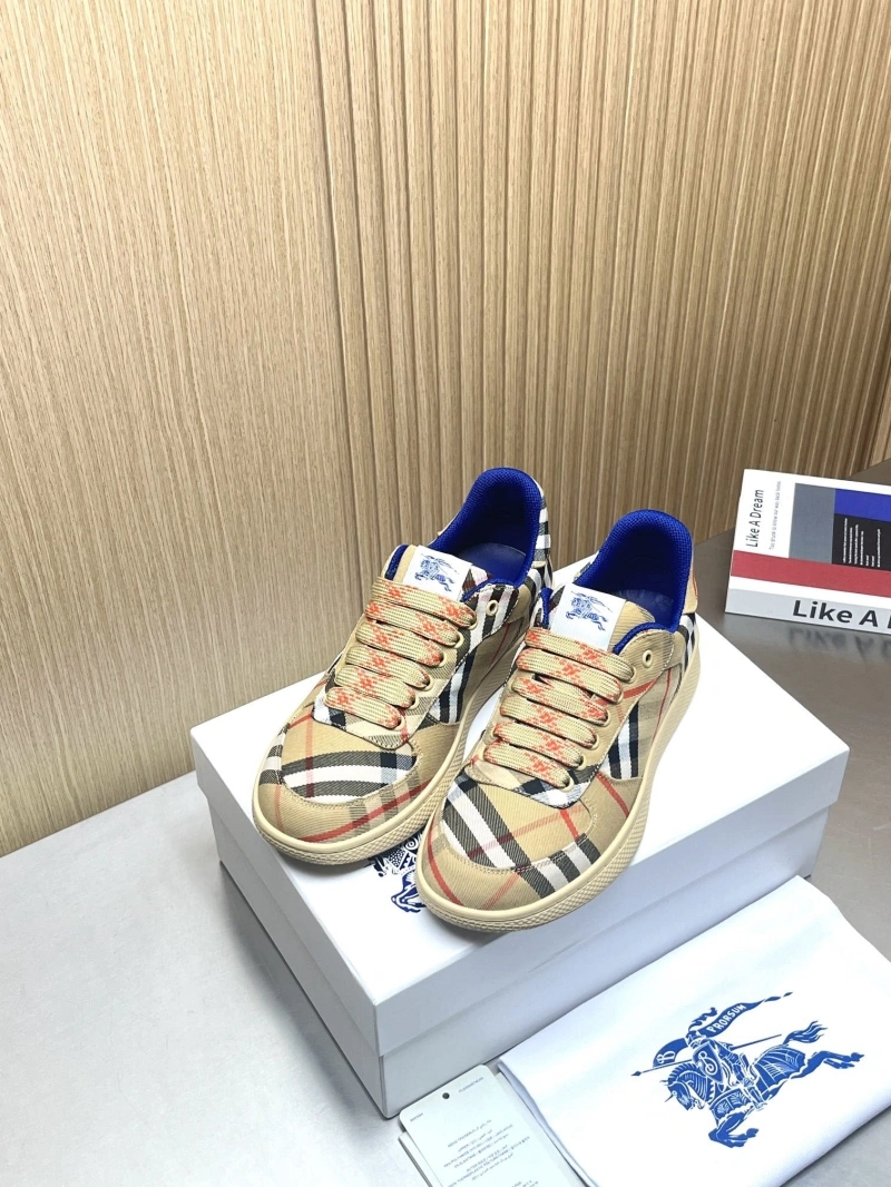 DailyWear Bxrbxrry Sneakers 115050