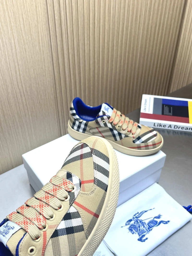 DailyWear Bxrbxrry Sneakers 115050