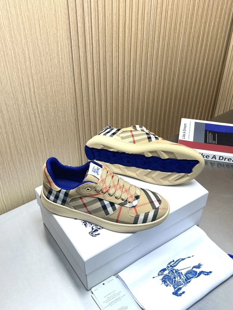 DailyWear Bxrbxrry Sneakers 115050