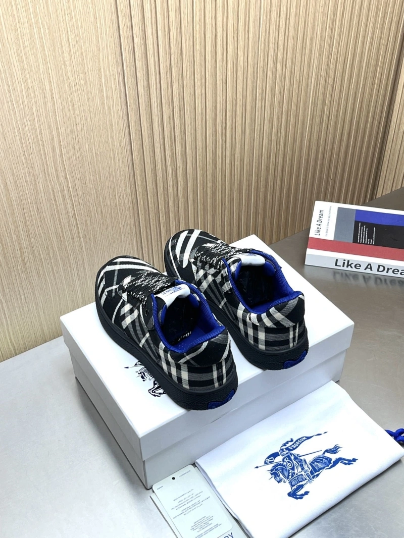 NewStyle Bxrbxrry Sneakers 115048