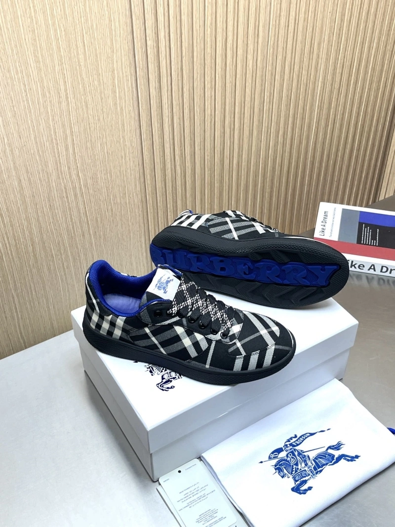 NewStyle Bxrbxrry Sneakers 115048