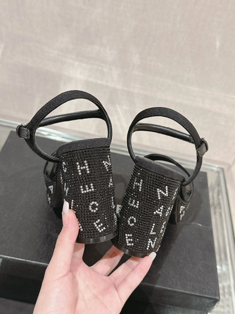 Trendsetting Chxnxl Sandals 124414