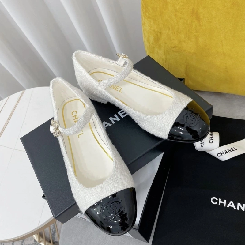 Timeless Chxnxl Flat Shoes 124739