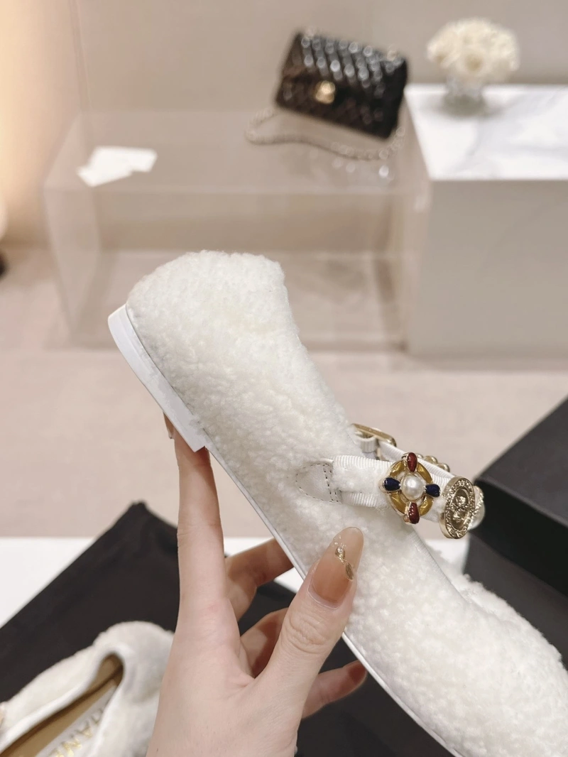 Classic Chxnxl Flat Shoes 124728