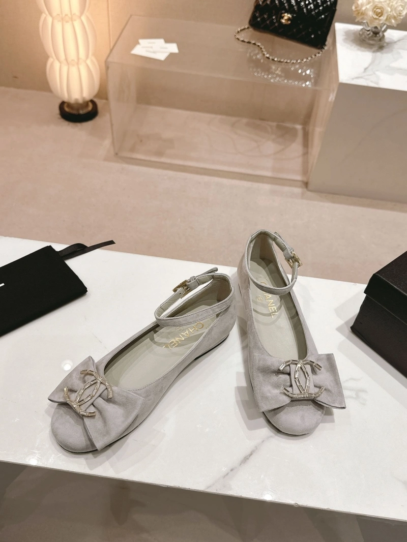 Vibrant Chxnxl Flat Shoes 124726