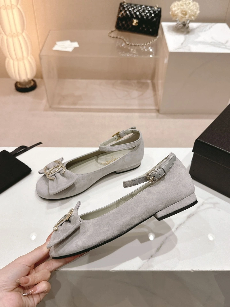 Vibrant Chxnxl Flat Shoes 124726
