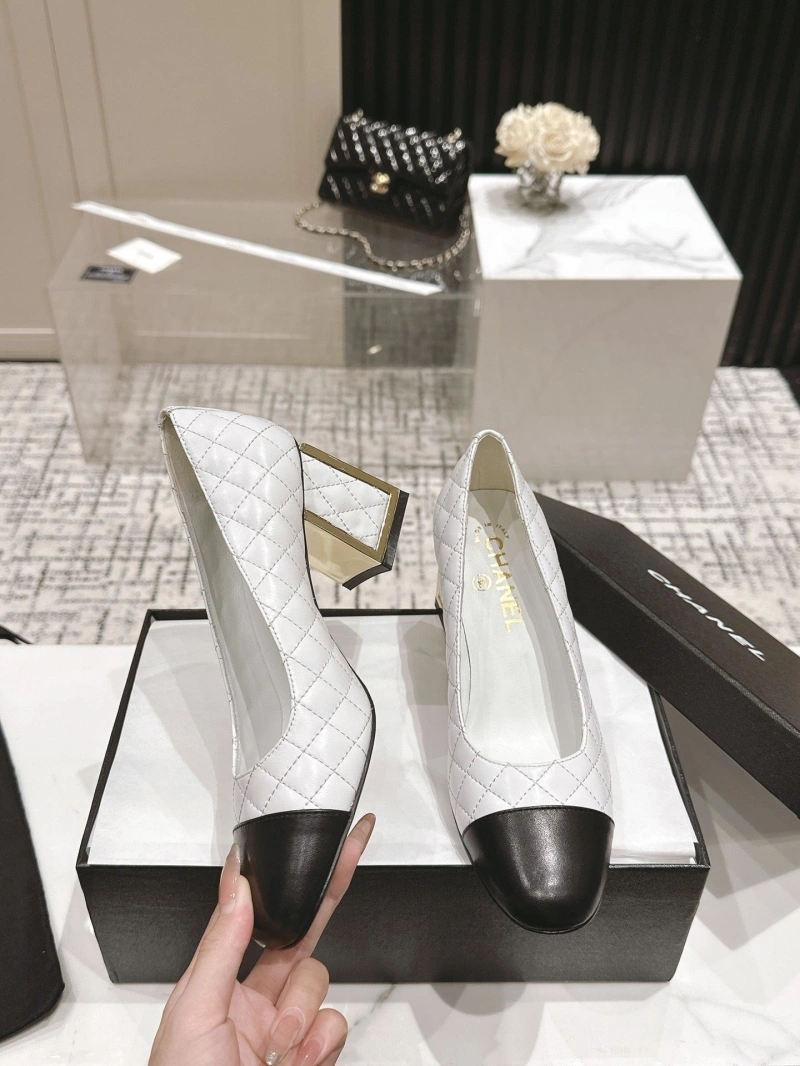 Unique Chxnxl High Heels 124570