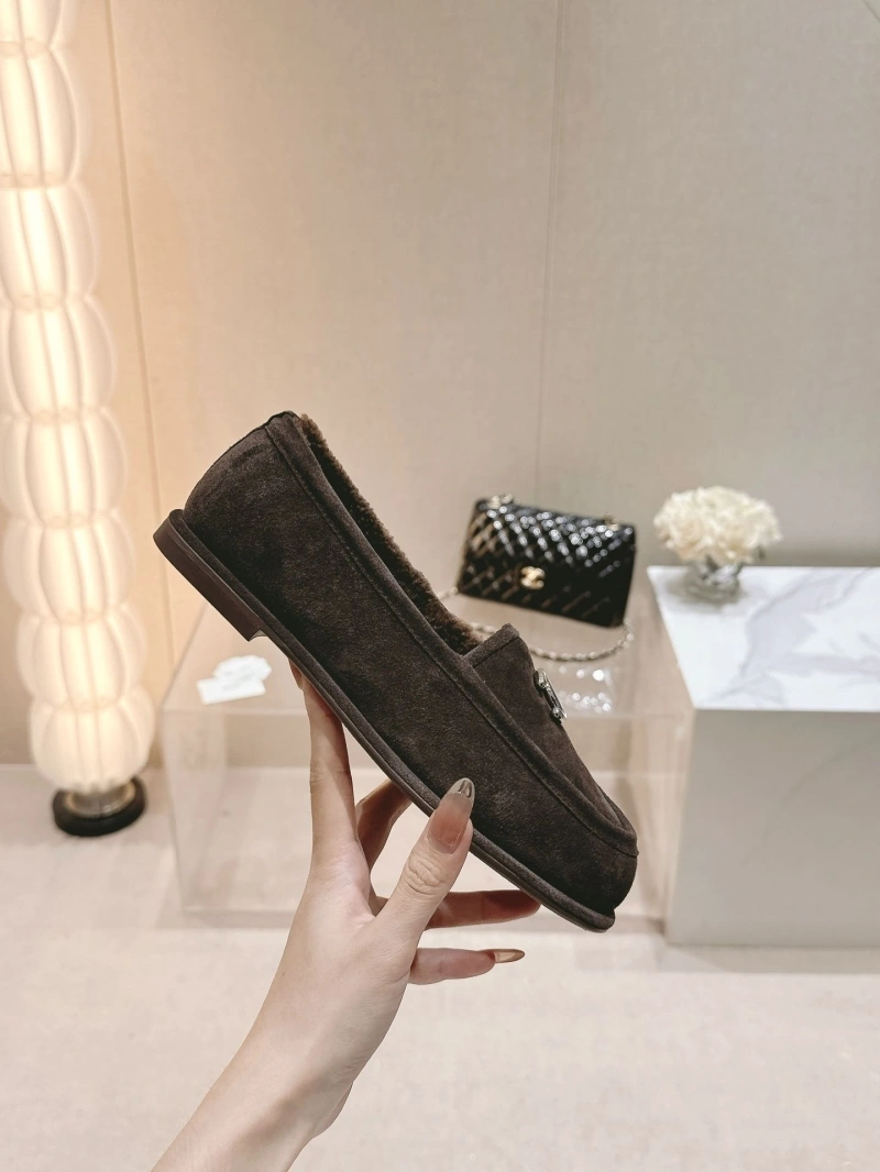 Soft Chxnxl Leather Shoes 124507
