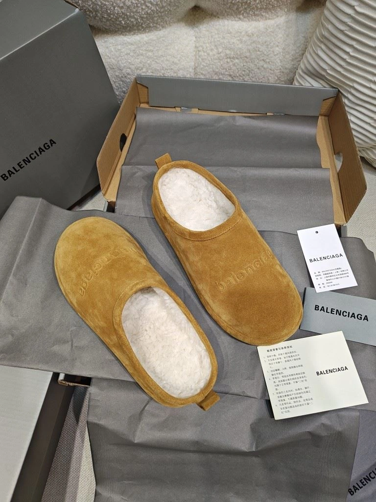 EyeCatching Bxlxnciaga Slippers 109587