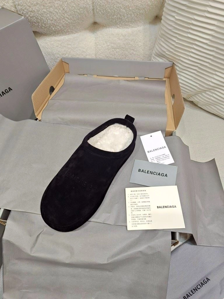 Bxlxnciaga Slippers WellDesigned 109585