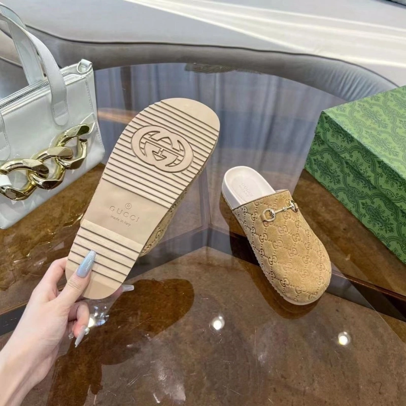 WellDesigned Gxccx Slippers 158755