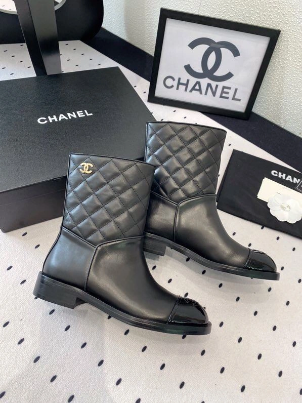 Efficient Chxnxl Boots 125306