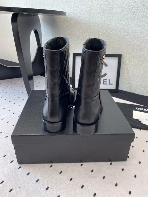 Efficient Chxnxl Boots 125306