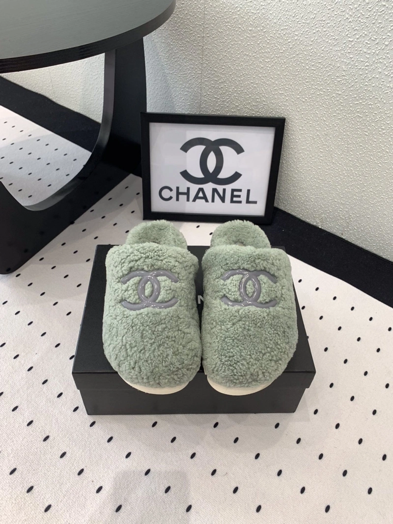 Classic Chxnxl Slippers 124166