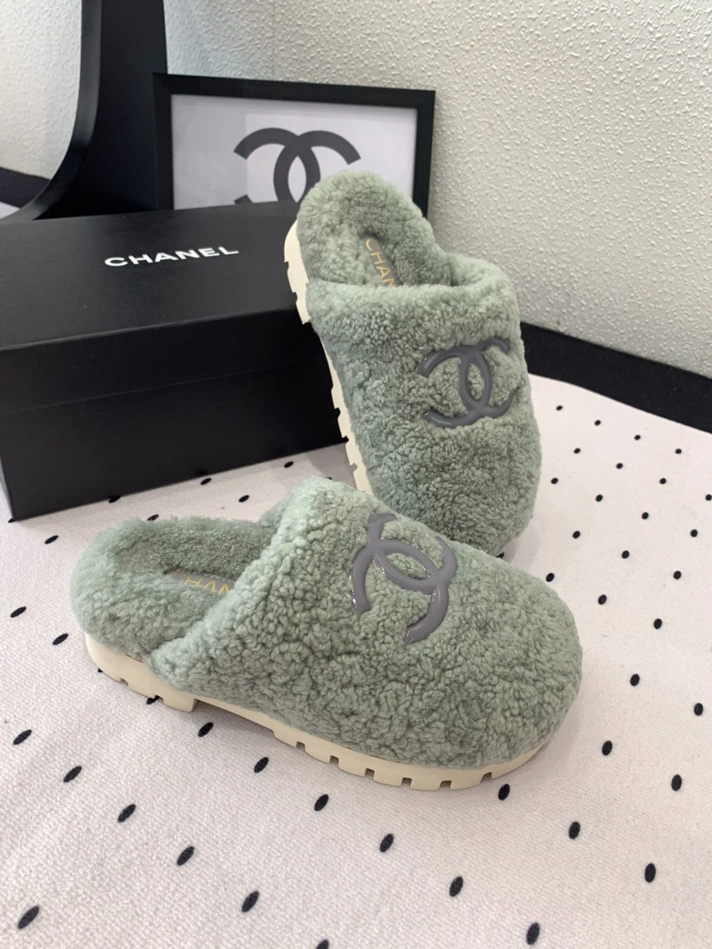 Classic Chxnxl Slippers 124166