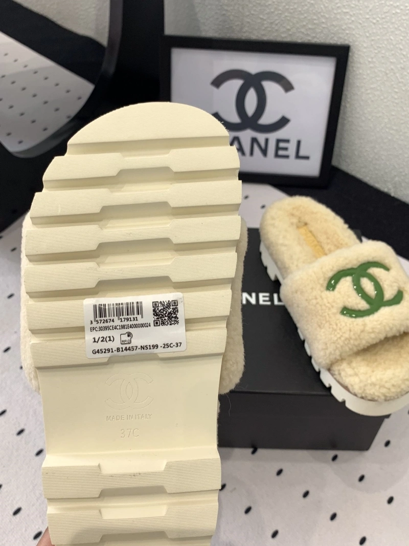 Chxnxl Slippers Bright 124155
