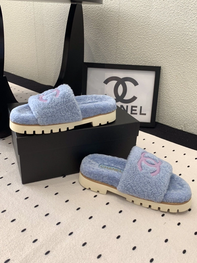 Resilient Chxnxl Slippers 124147