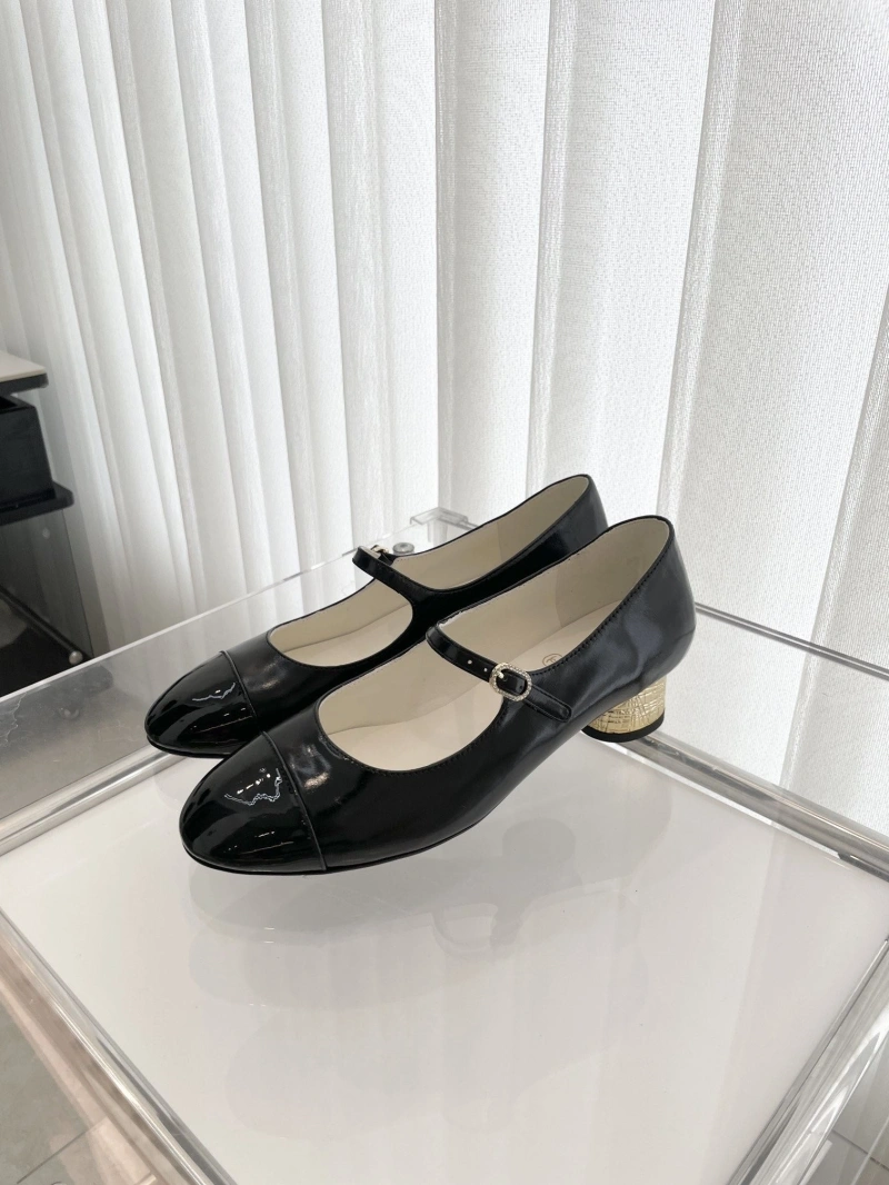 Vibrant Chxnxl Flat Shoes 124705