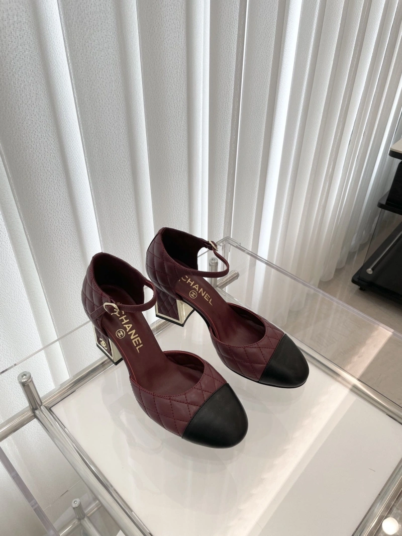 Soft Chxnxl Sandals 124403