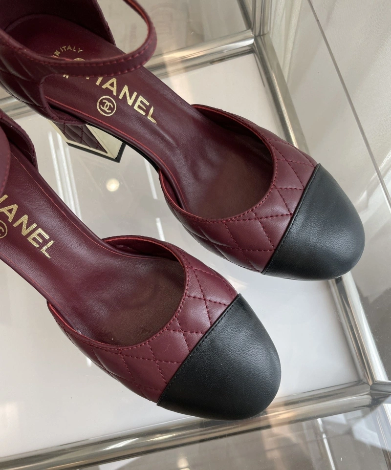 Soft Chxnxl Sandals 124403