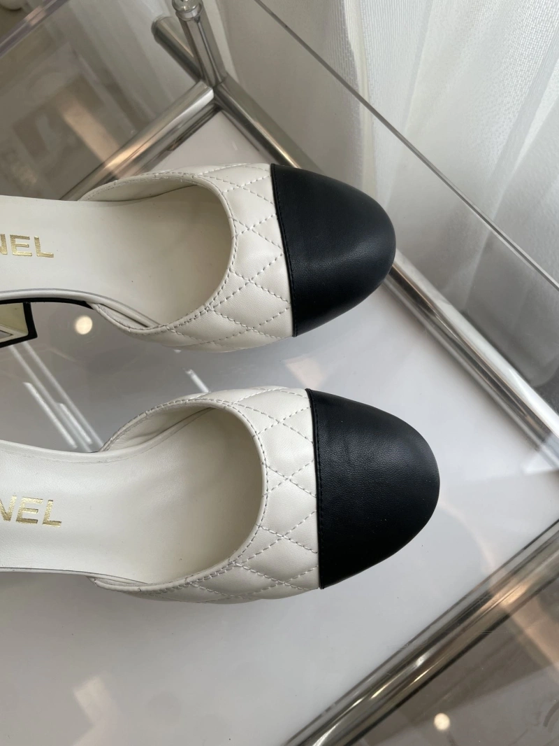 Stylish Chxnxl Sandals 124397