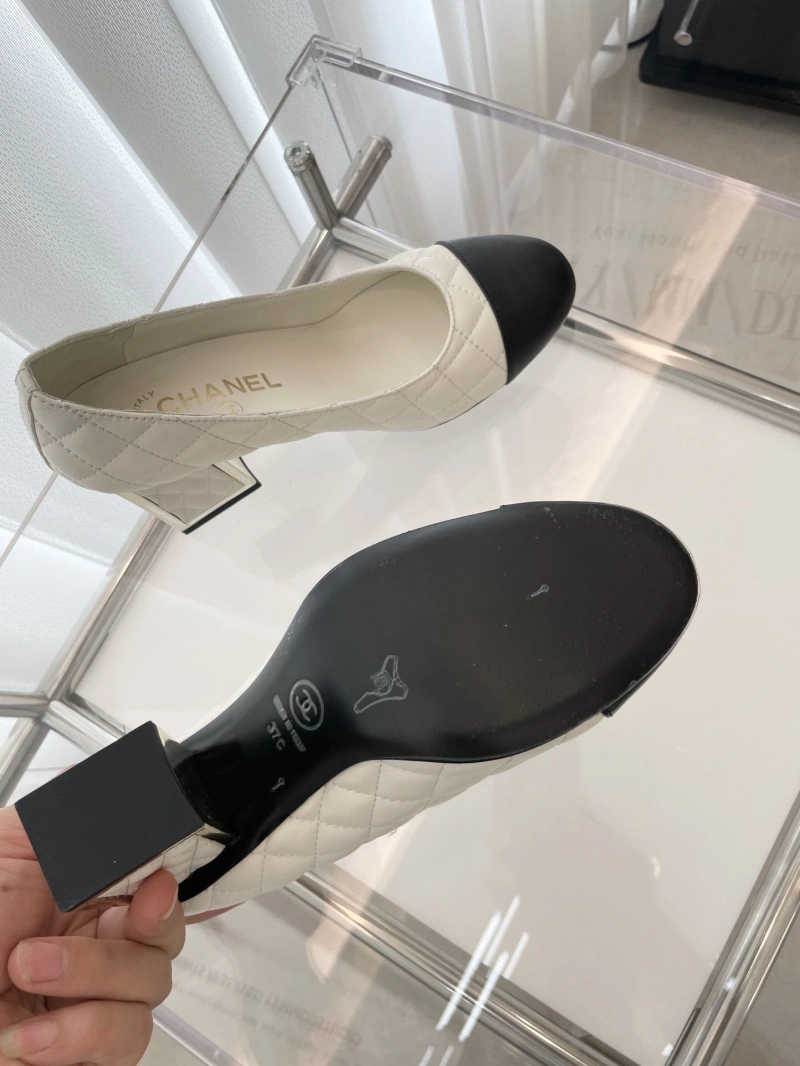 Trendy Chxnxl Sandals 124394