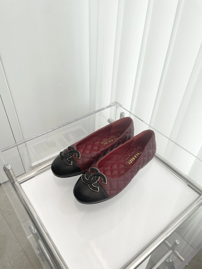 Trendsetting Chxnxl Flat Shoes 124704