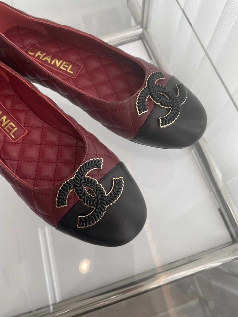 Trendsetting Chxnxl Flat Shoes 124704