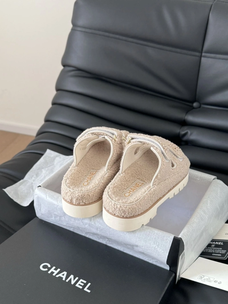 Compact Chxnxl Sandals 124384
