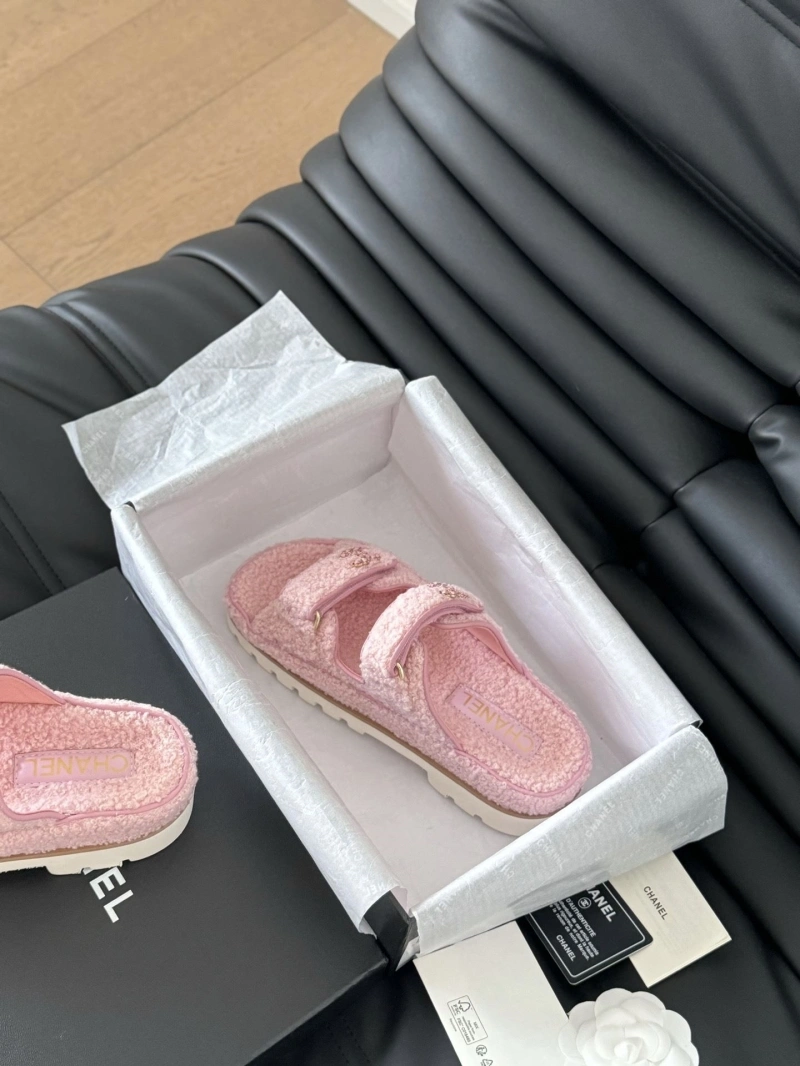 ModernLook Chxnxl Sandals 124383