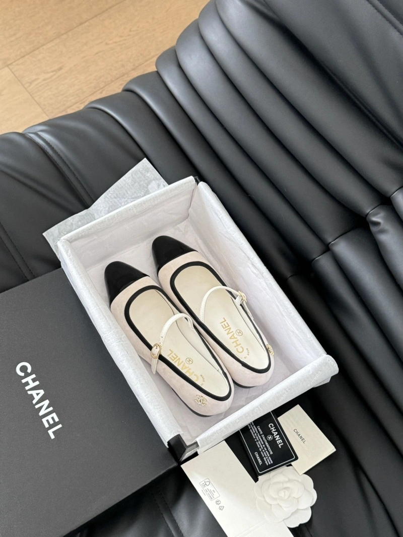 Trendy Chxnxl Flat Shoes 124694