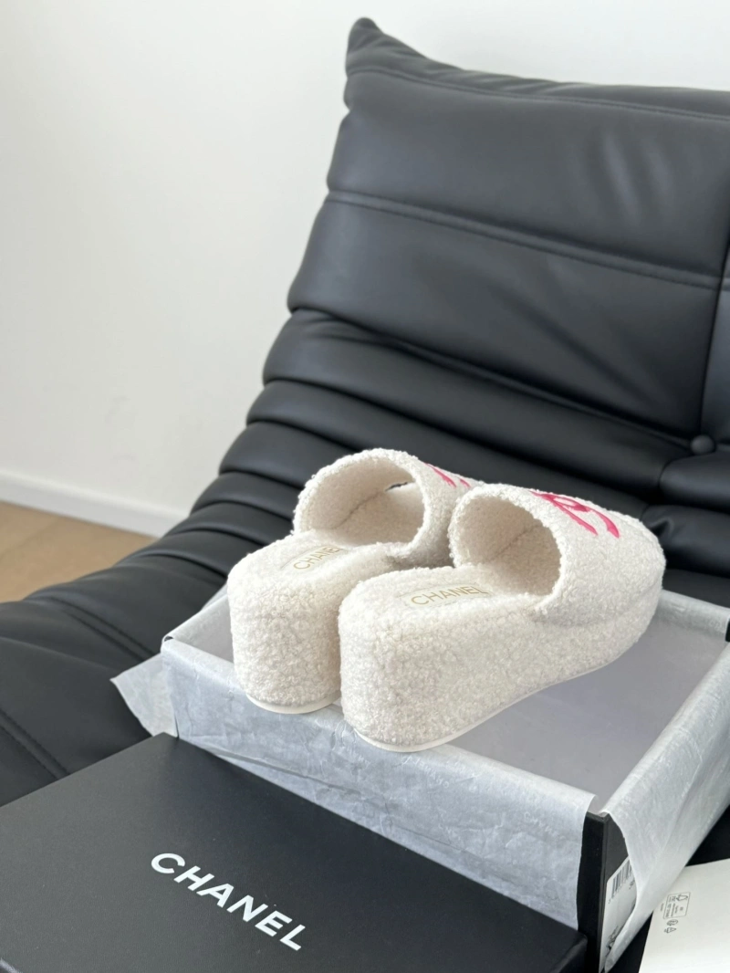 Chxnxl Slippers Practical 124144