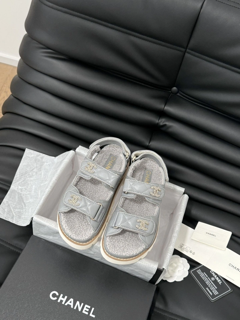 Durable Chxnxl Sandals 124374