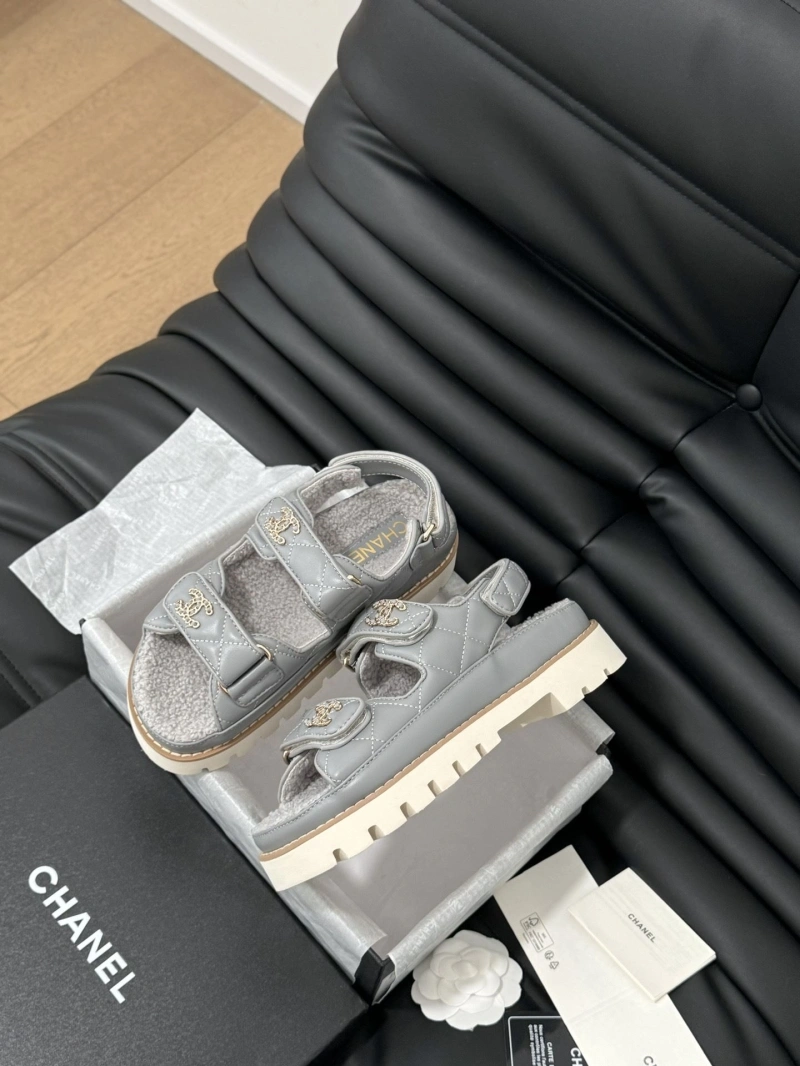 Durable Chxnxl Sandals 124374