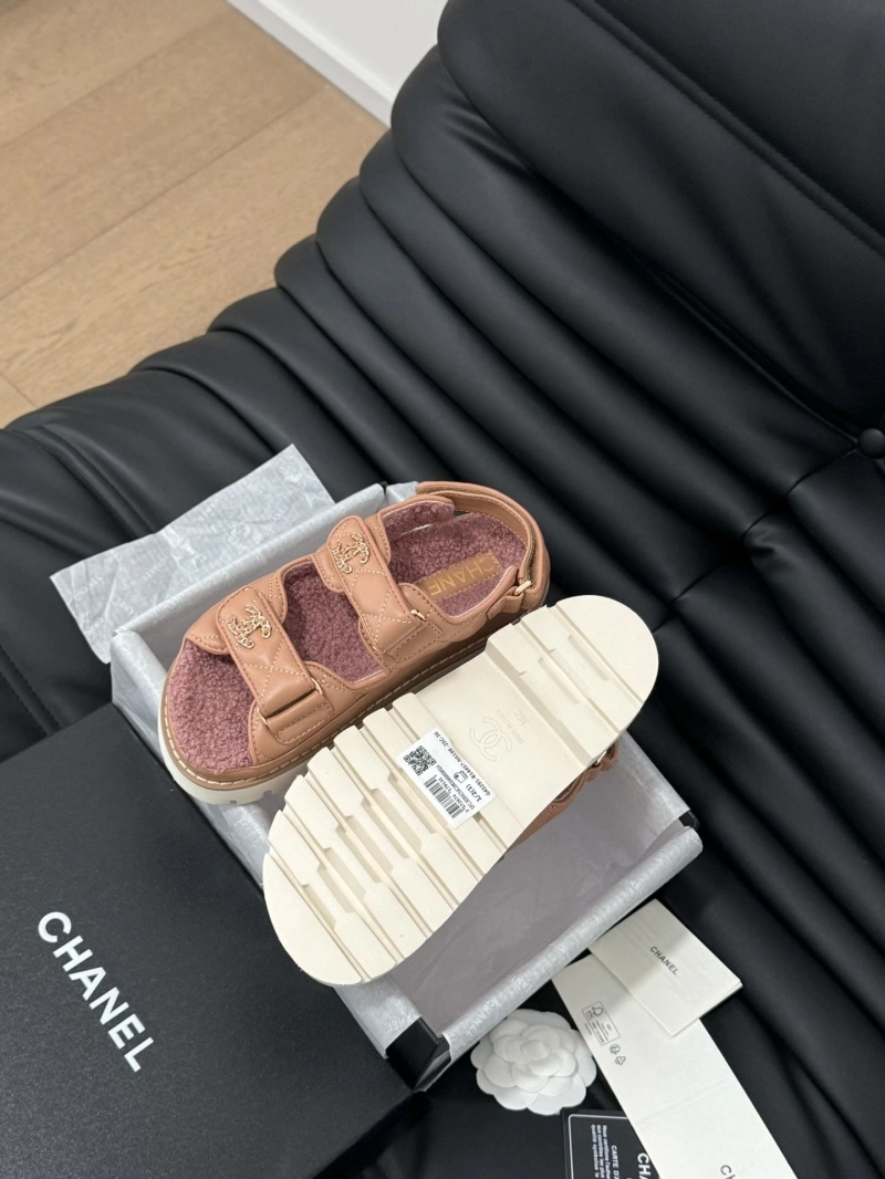 Chxnxl Sandals WellDesigned 124373