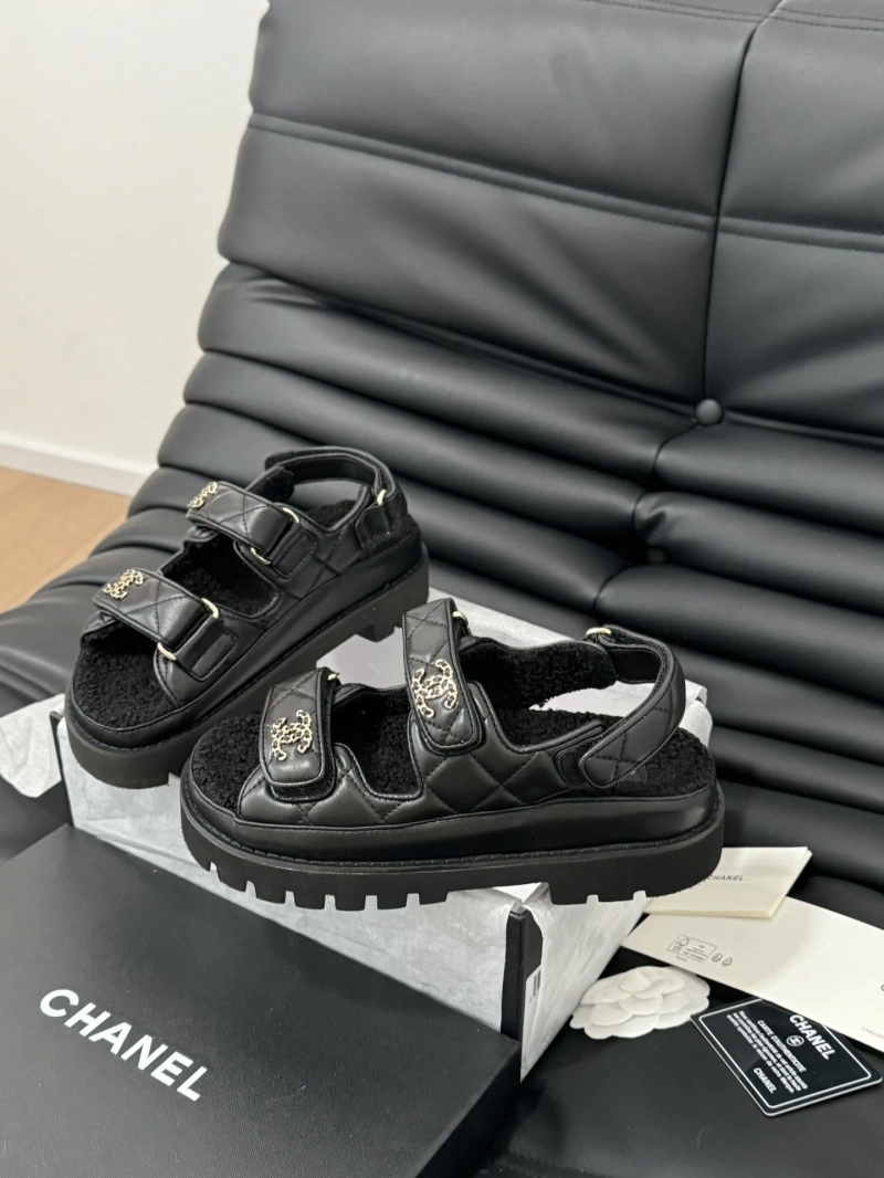 AllSeason Chxnxl Sandals 124372