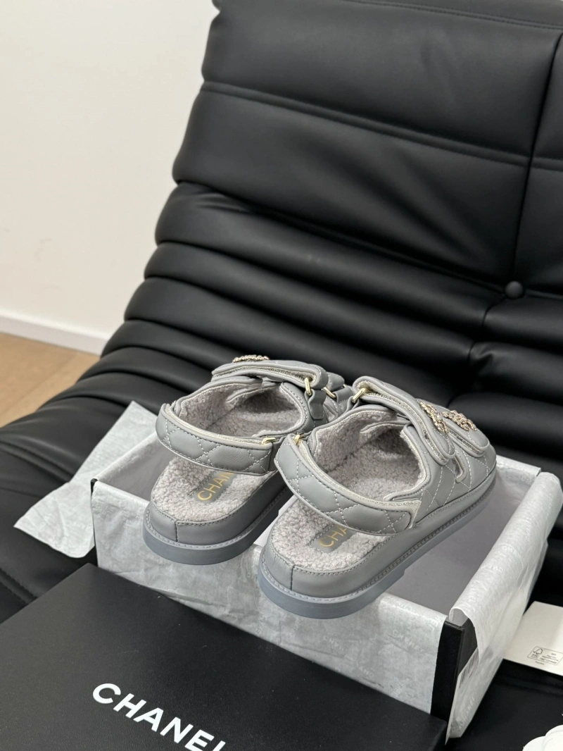Durable Chxnxl Sandals 124364
