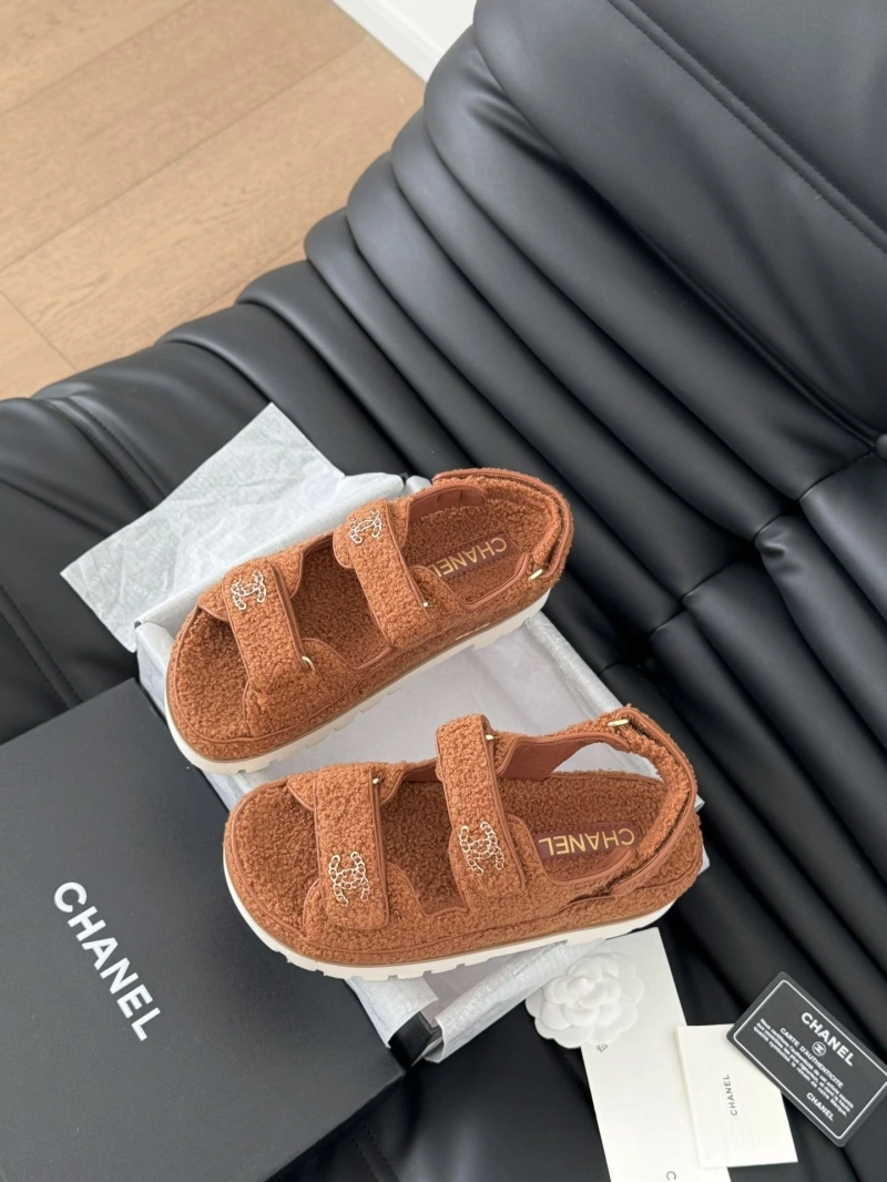 Chxnxl Sandals Vibrant 124338