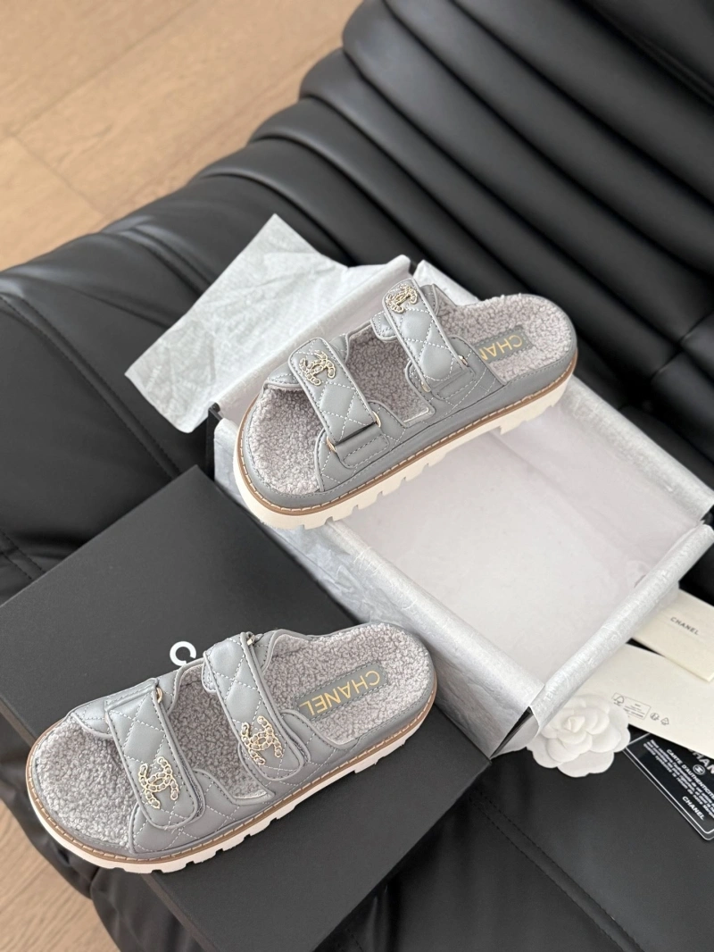 Trendy Chxnxl Sandals 124326