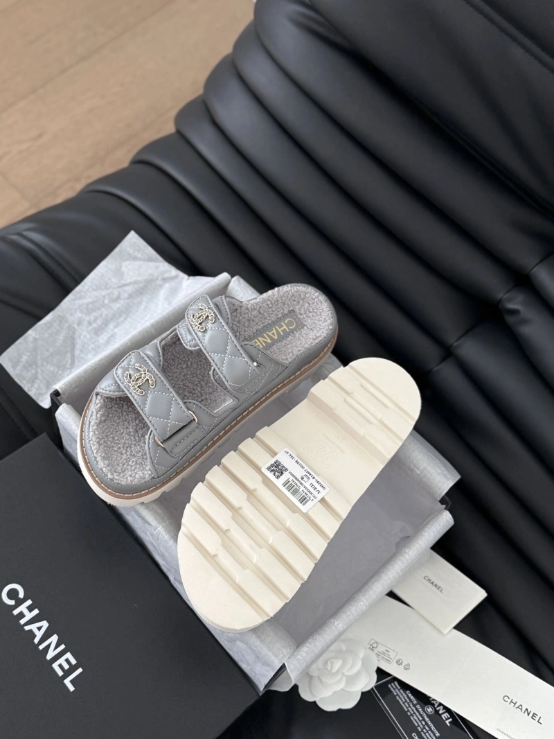 Trendy Chxnxl Sandals 124326