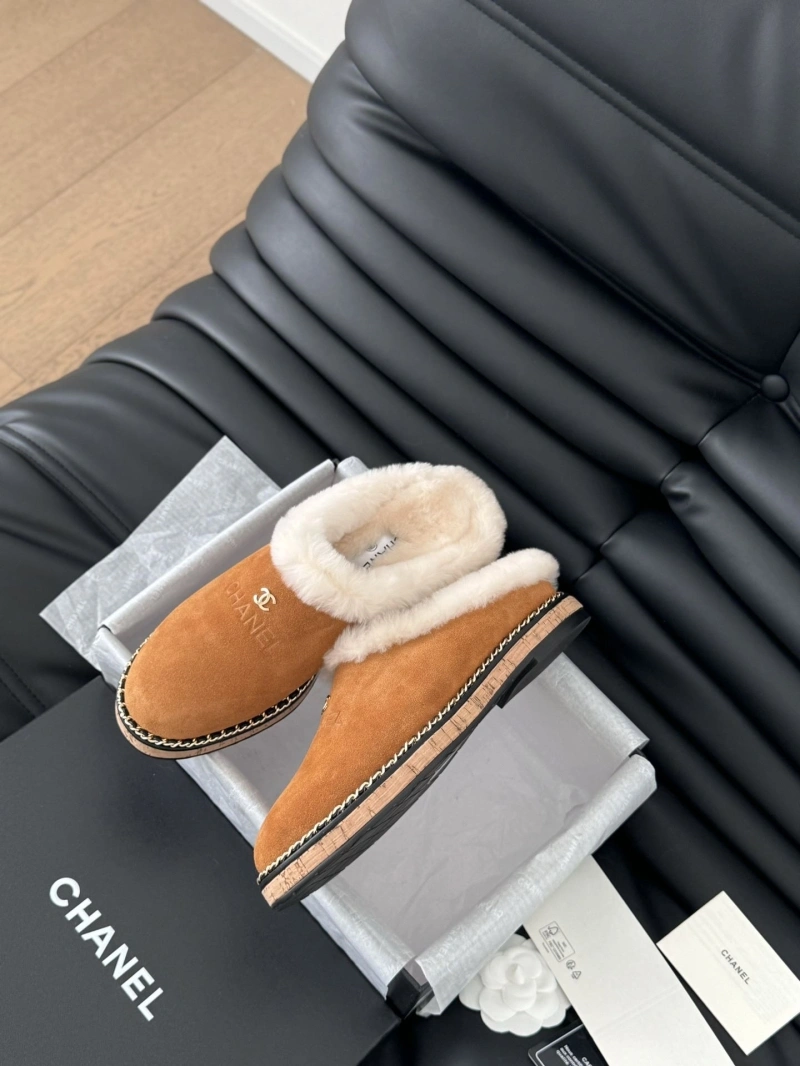HighQuality Chxnxl Slippers 124136