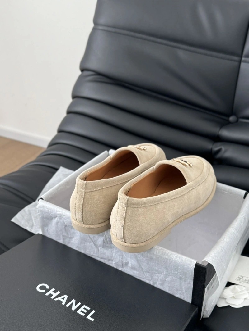 Compact Chxnxl Leather Shoes 124481