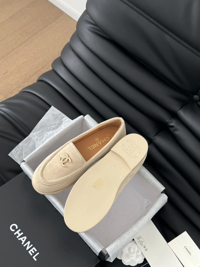 Compact Chxnxl Leather Shoes 124481