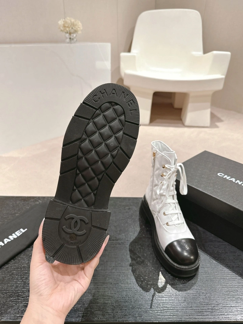 Reliable Chxnxl Boots 125257