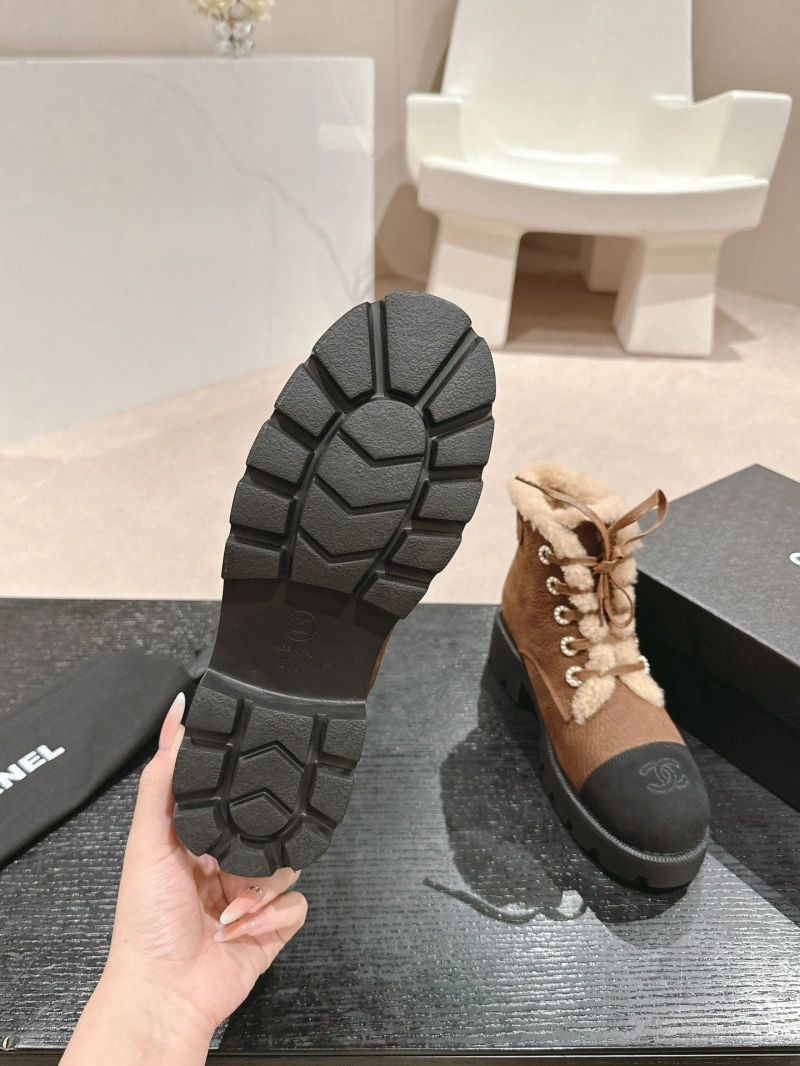 Efficient Chxnxl Boots 125272