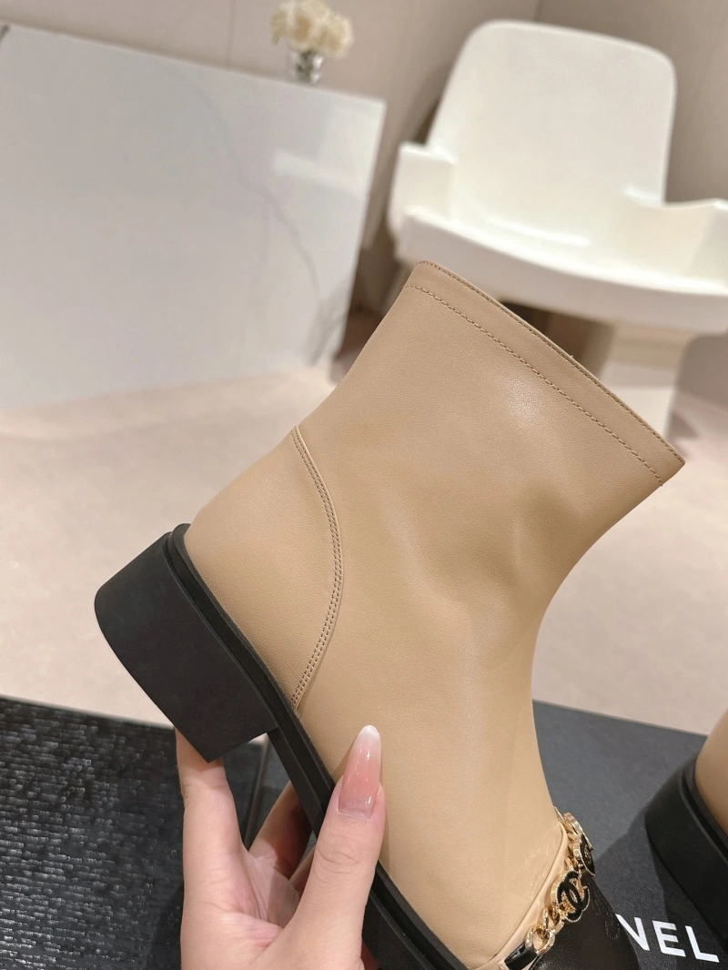 Resilient Chxnxl Boots 125236