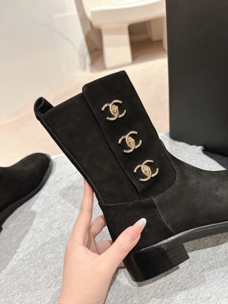 Unique Chxnxl Boots 125232