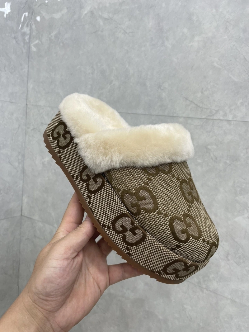 Gxccx Slippers Bright 158740