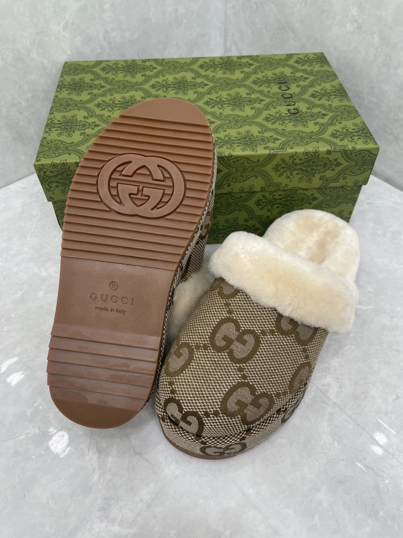 Gxccx Slippers Bright 158740